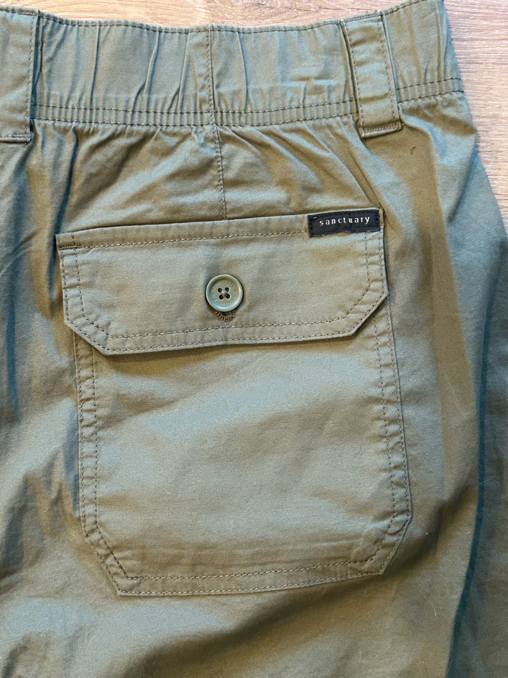 Women’s Sanctuary Olive Green Bermuda Shorts - Picture 5 of 5